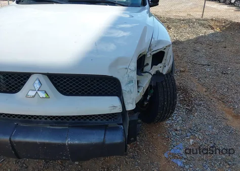 2006 Mitsubishi Raider Duro Cross V8 from USA, damaged, VIN 1Z7HT38N86S596813